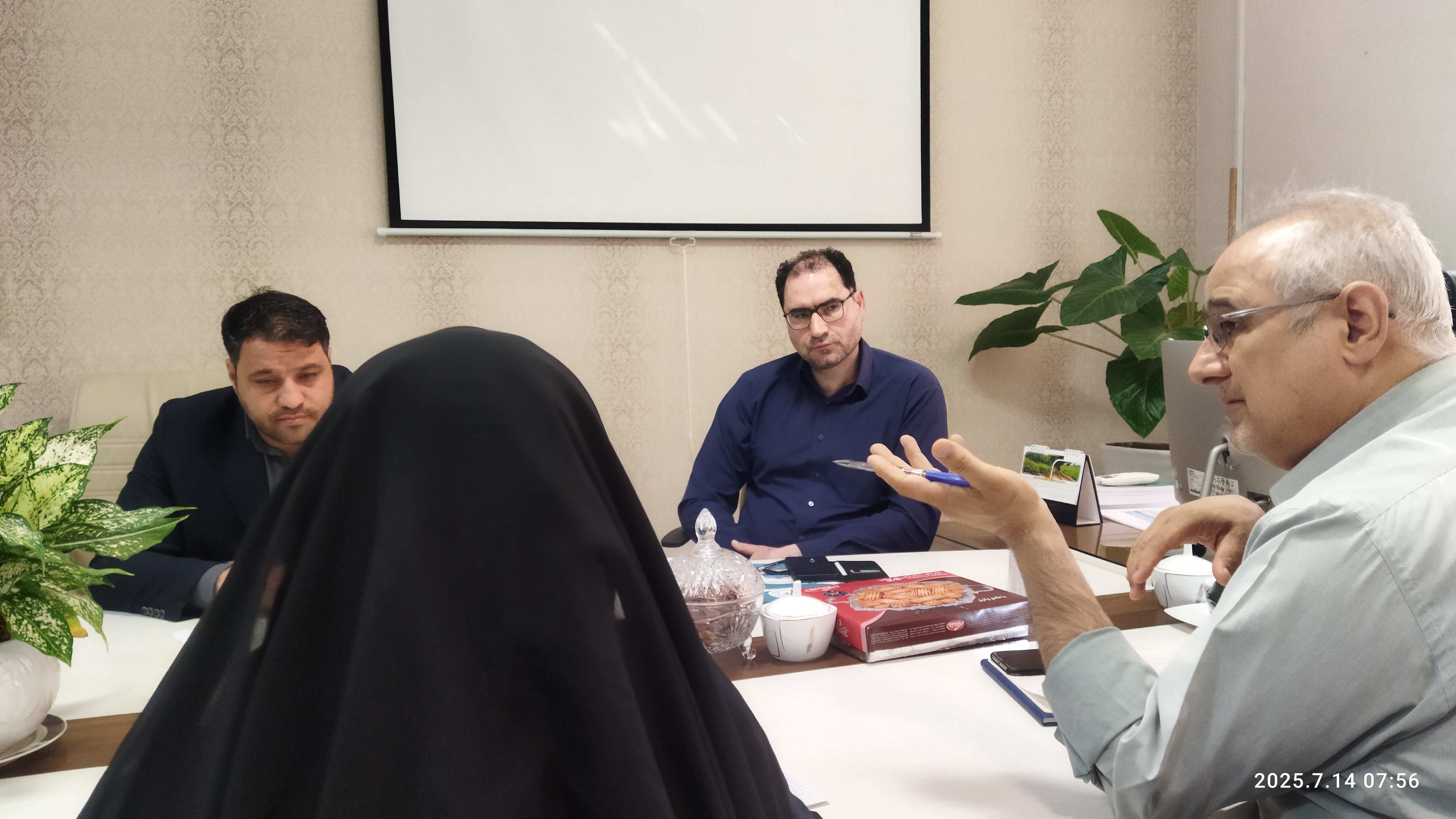 برگزاری کمیته واگذاری داروخانه